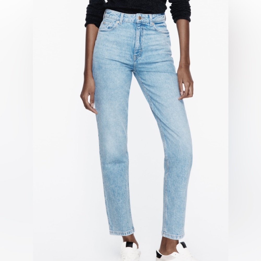 ZARA Z1975 MOM FIT JEANS WITH A HIGH WAIST